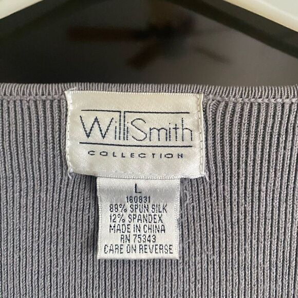 Willi Smith Gray Long Sleeve V-Neck Silk Blend Sweater. Size Large. - Picture 8 of 8